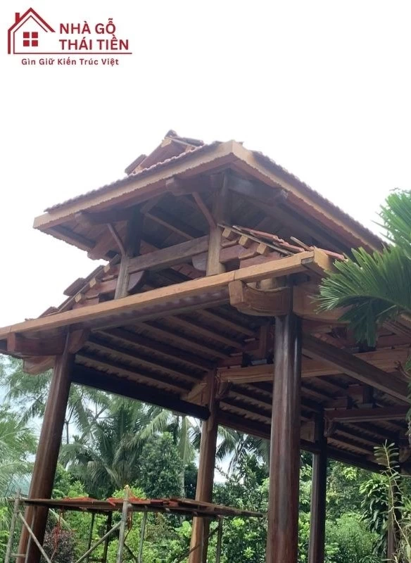 nhà mát 3 gian 8 cột đẹp (3) Nhà mát 3 gian 8 cột 2 mái